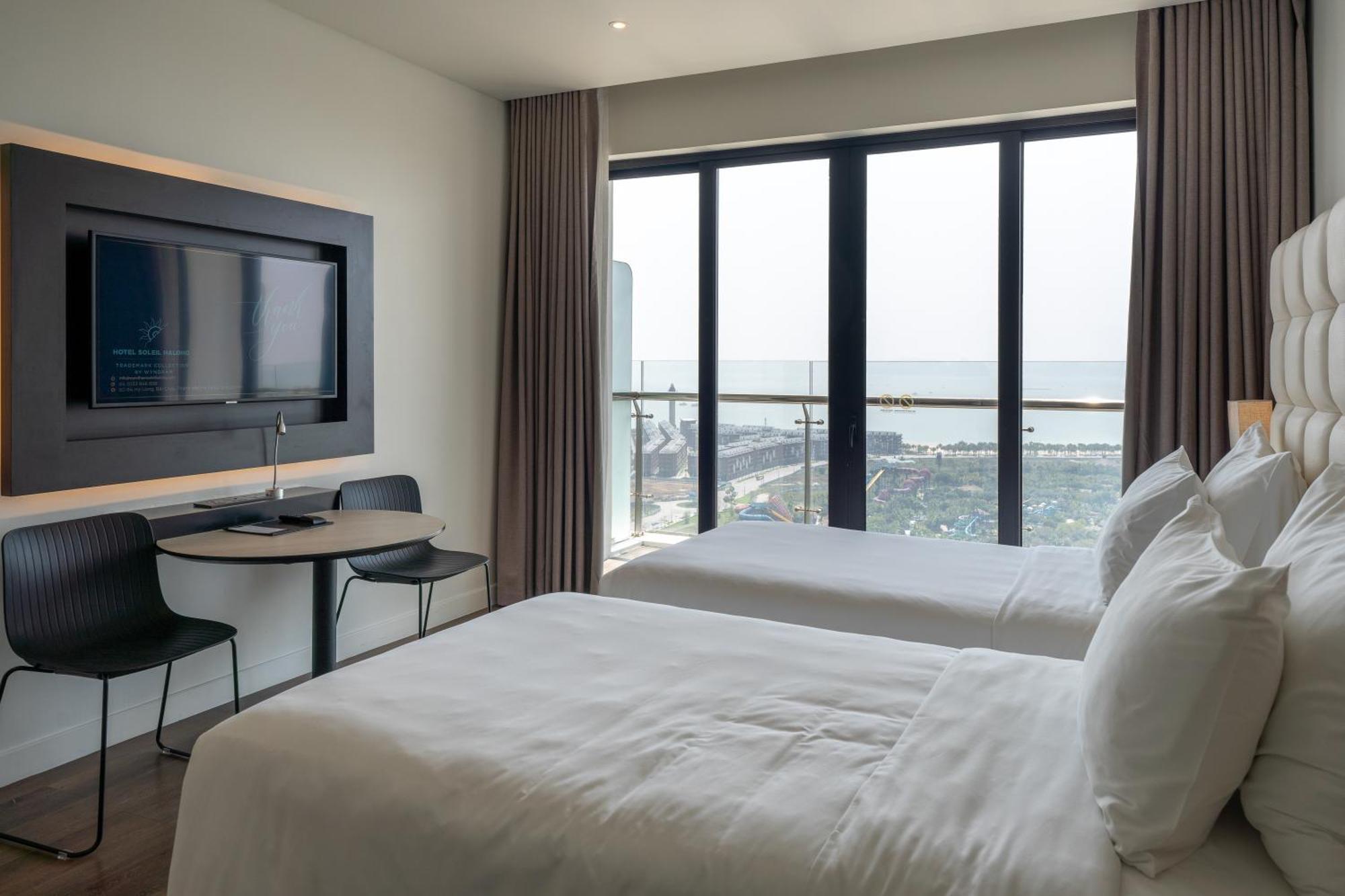 Hotel Soleil Ha Long, Trademark Collection By Wyndham 外观 照片